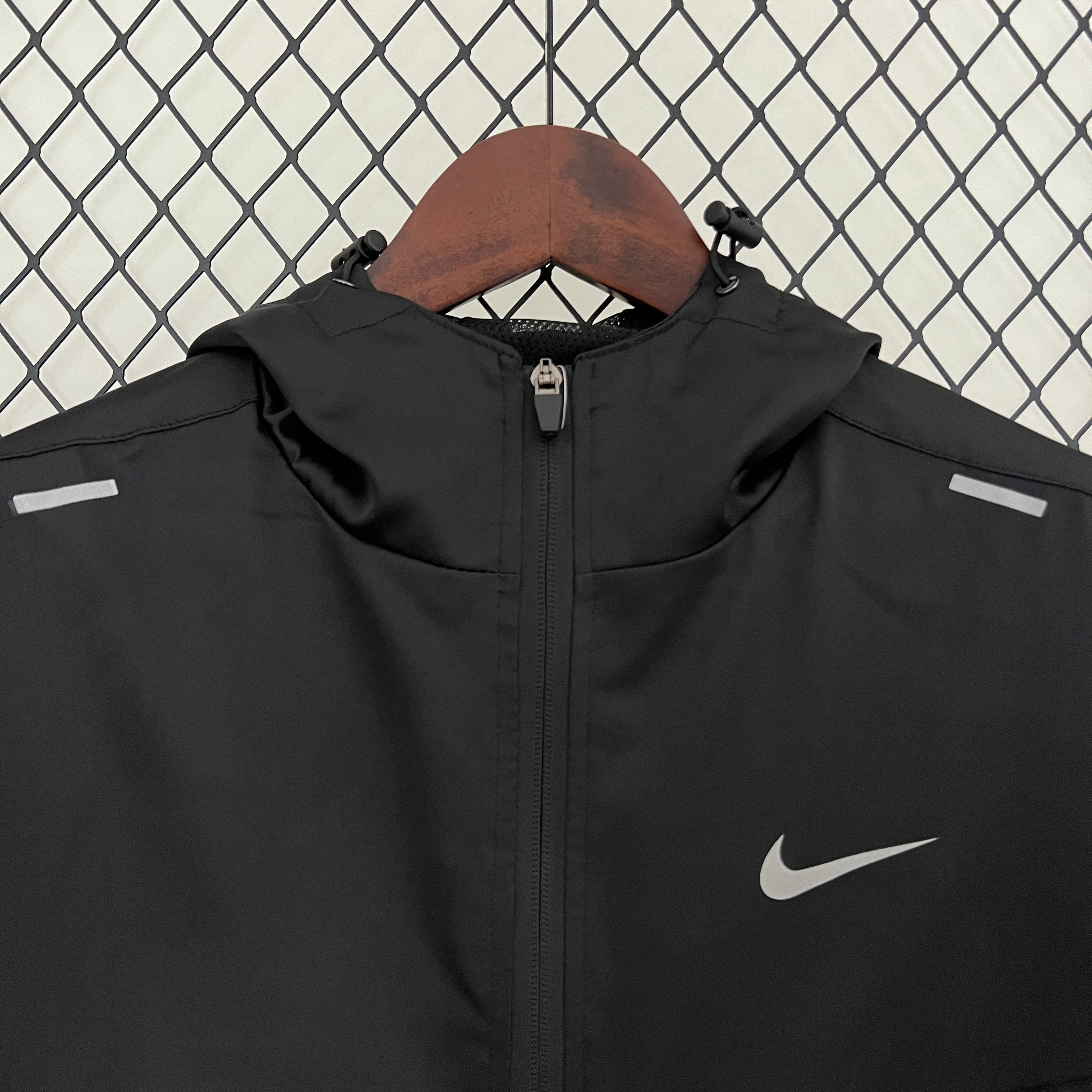 Nike Windbreaker Black