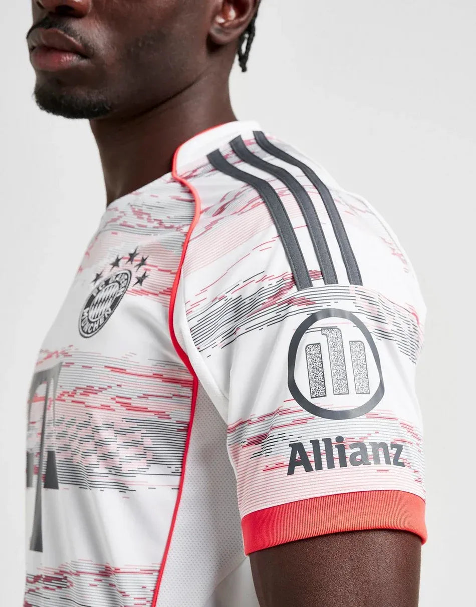 Bayern Munich Away 2025/26