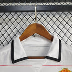 Manchester United Away 04/06